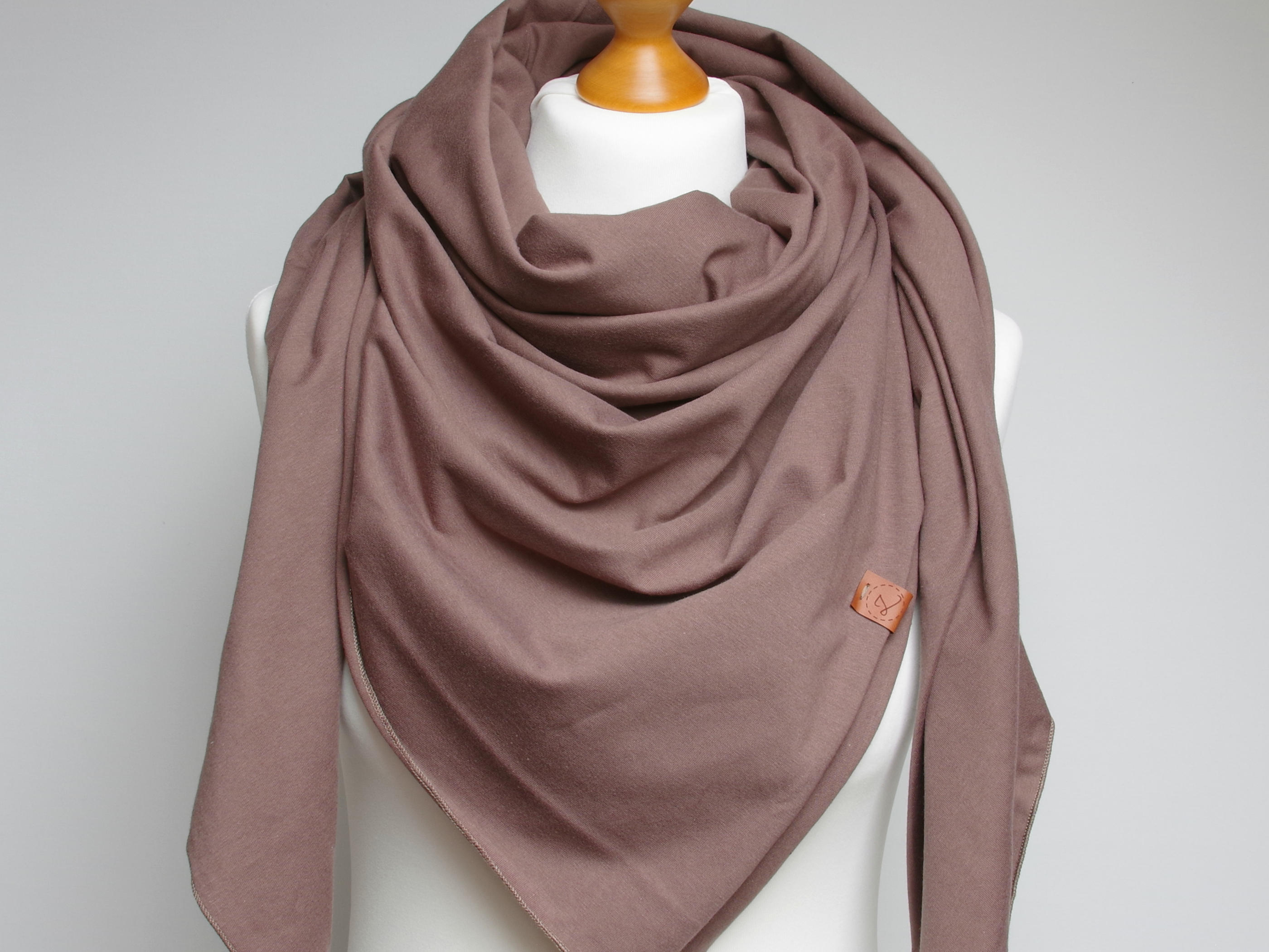 Chusta bawełniana damska beżowa - Pracownia Rękodzieła Zolla zdjęcie 3