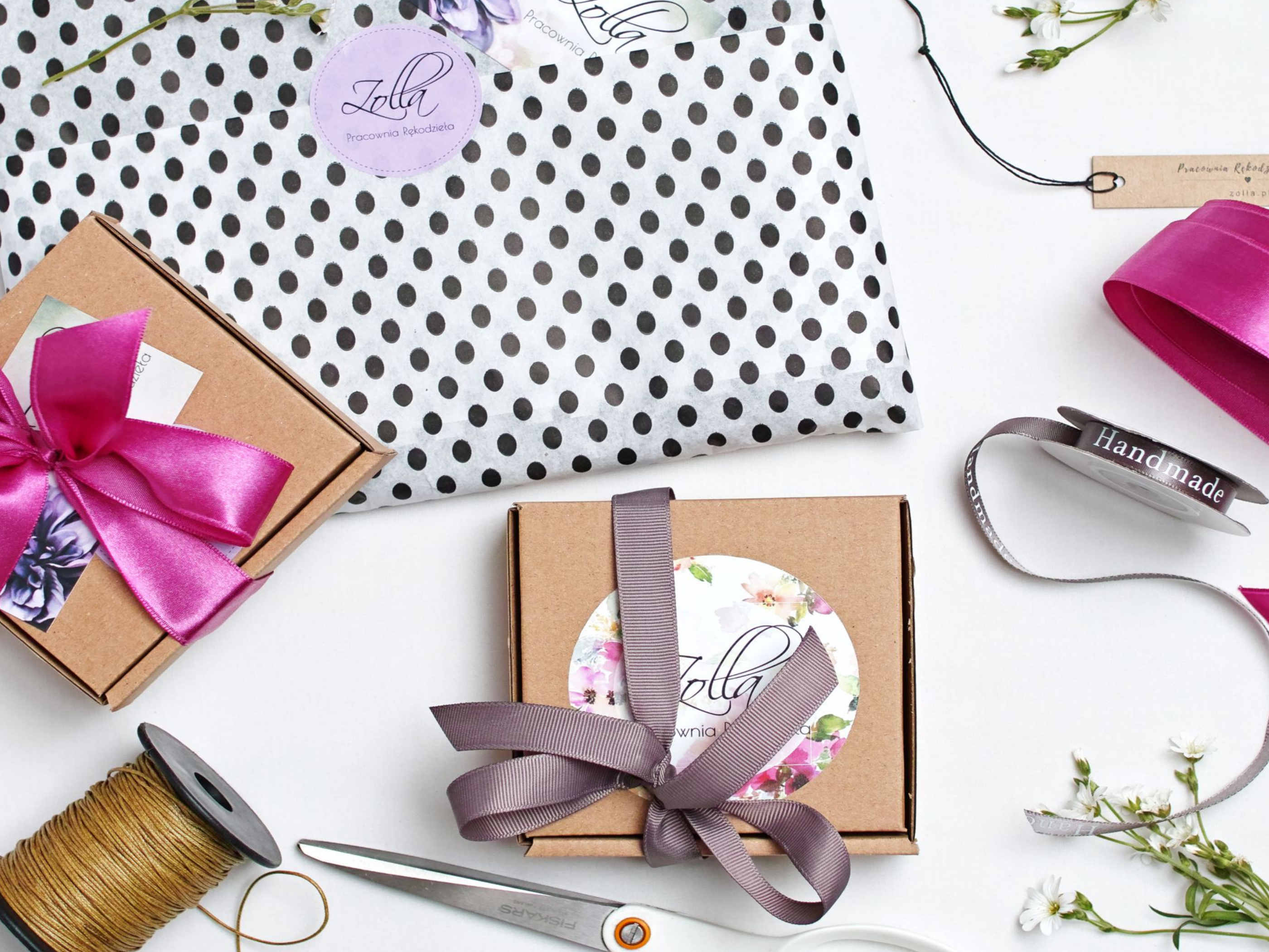 Broszka kwiat Elegancka przypinka broszki kwiatek -brodowa - Pracownia Rękodzieła Zolla zdjęcie 1