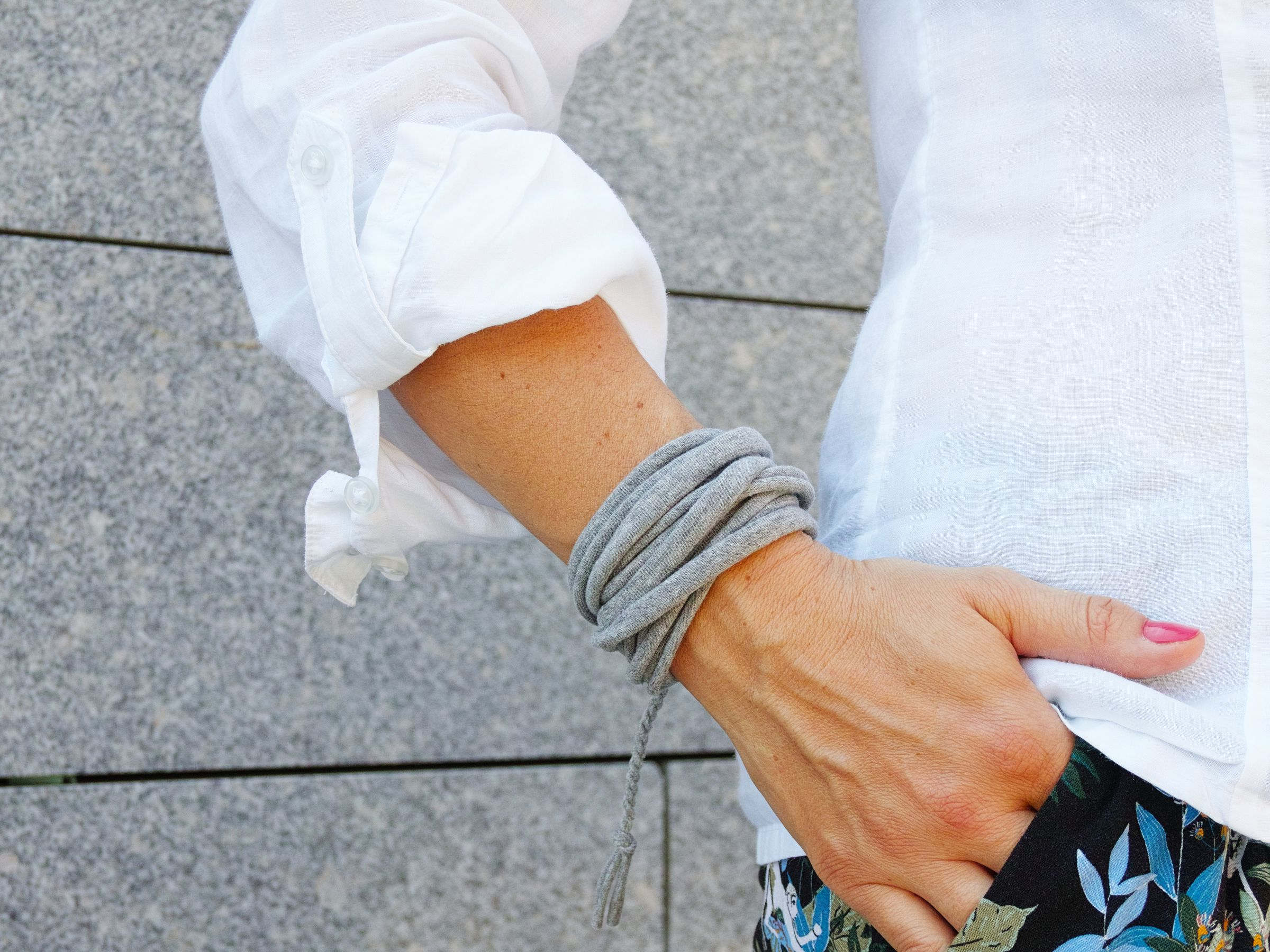 Bawełniana bransoletka damska na lato  - Pracownia Rękodzieła Zolla zdjęcie 2