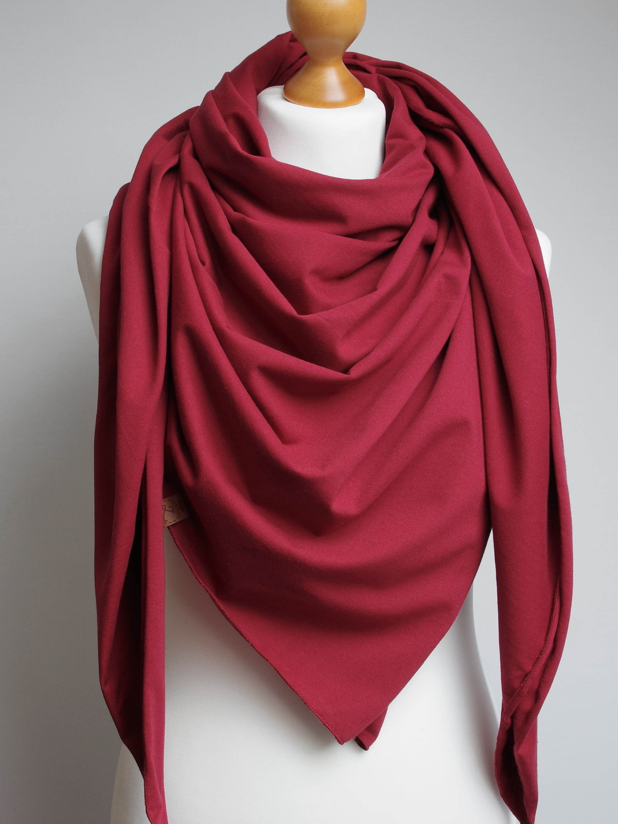 Chusta bawełniana damska bordowa - Pracownia Rękodzieła Zolla zdjęcie 3