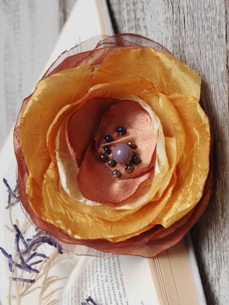 Kwiatek broszka damska przypinka 