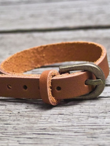 Skórzana Zapinka  do szala komina BRANSOLETKA damska