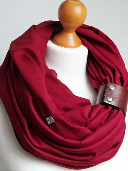 Komin bawełniany damski tuba - kolor bordowy z zapinką 