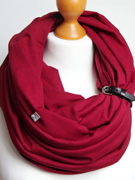 Komin bawełniany damski  tuba - kolor bordowy z wąską zapinką 