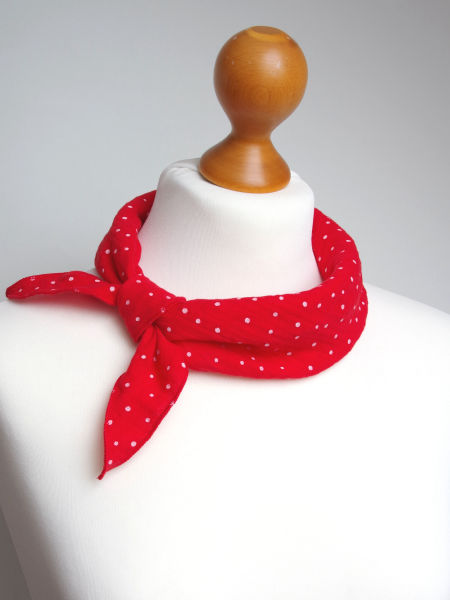 Apaszka, chusteczka z muślinu w kolorze czerwonym